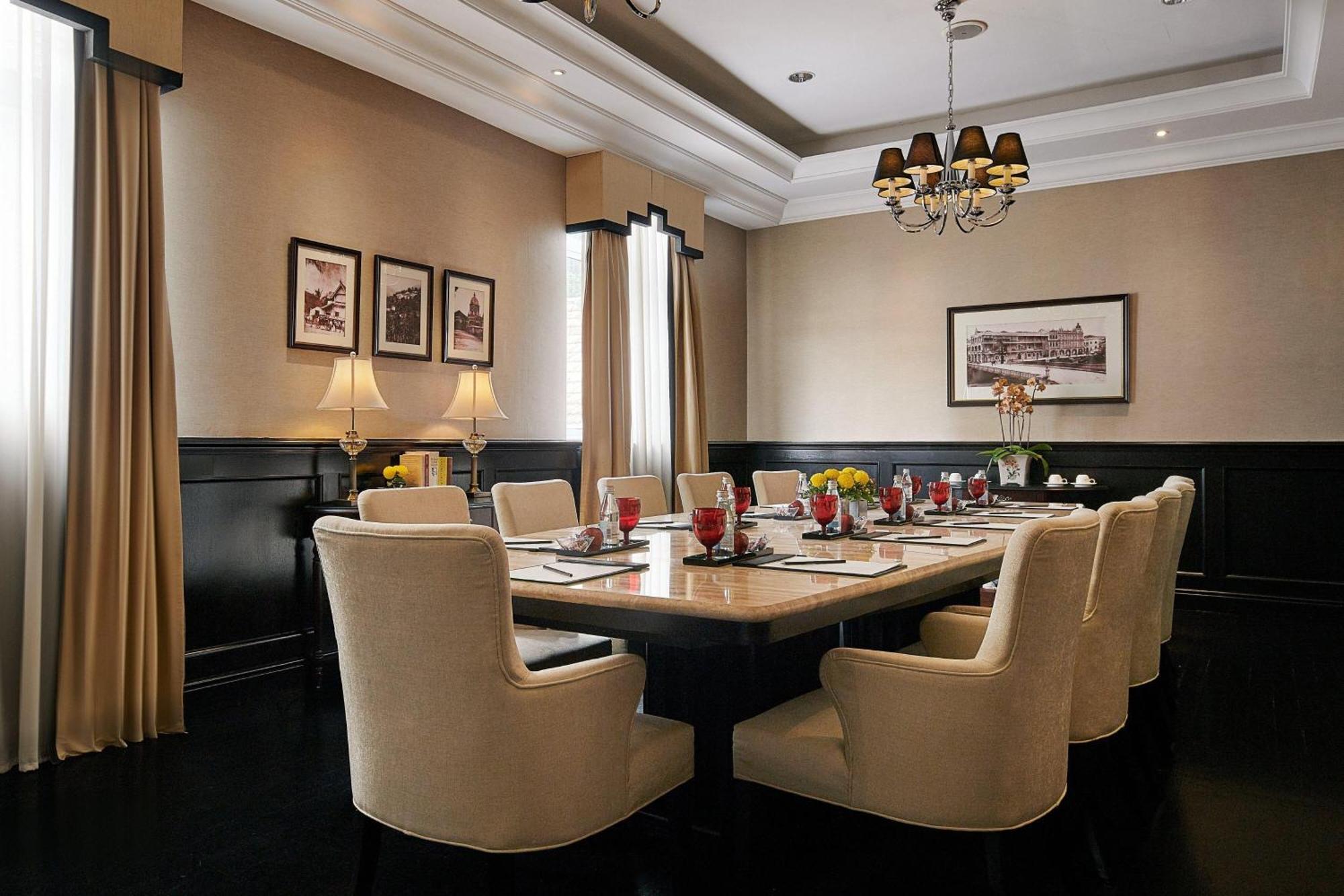 The Majestic Hotel Kuala Lumpur, Autograph Collection Eksteriør billede The dining room at the club